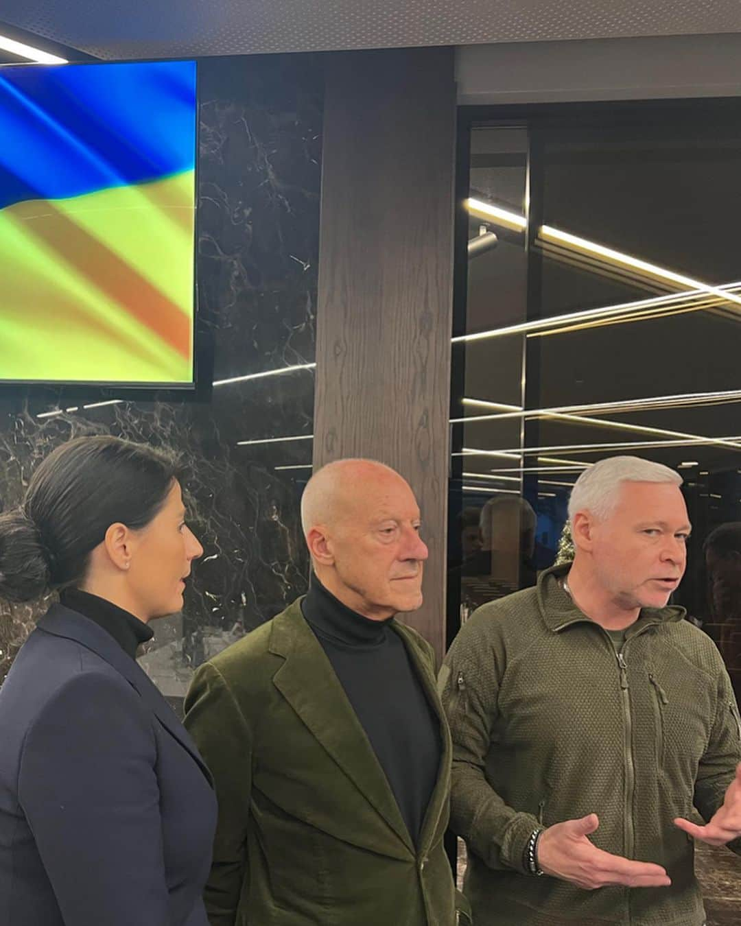 ノーマン・フォスターさんのインスタグラム写真 - (ノーマン・フォスターInstagram)「Yesterday in Ukraine to meet with Mayor Terekhov of Kharkiv」12月17日 22時33分 - officialnormanfoster