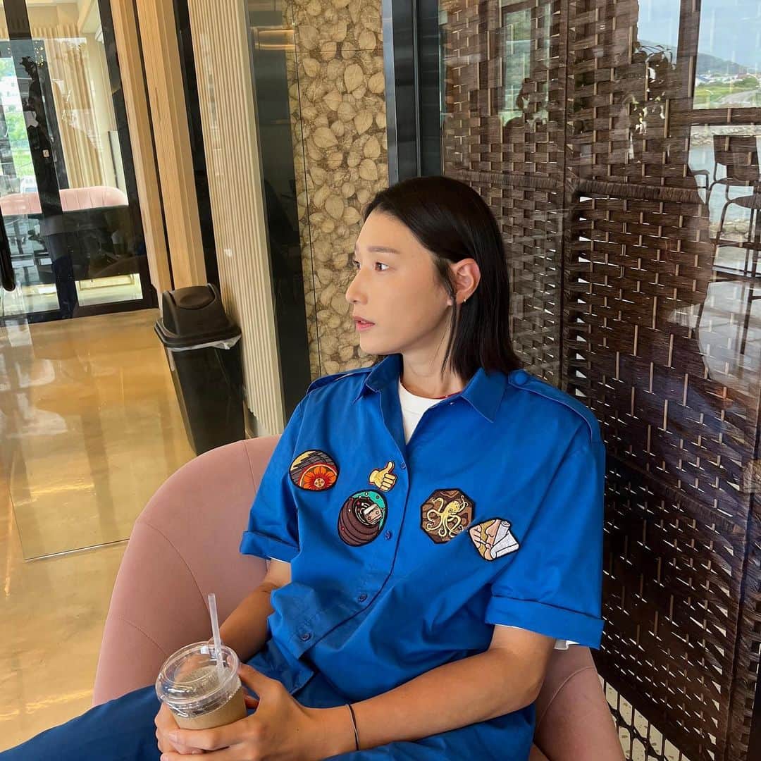 キム・ヨンギョンさんのインスタグラム写真 - (キム・ヨンギョンInstagram)「Behind the scene #netflix #koreanumber1」12月18日 0時44分 - kimyk10