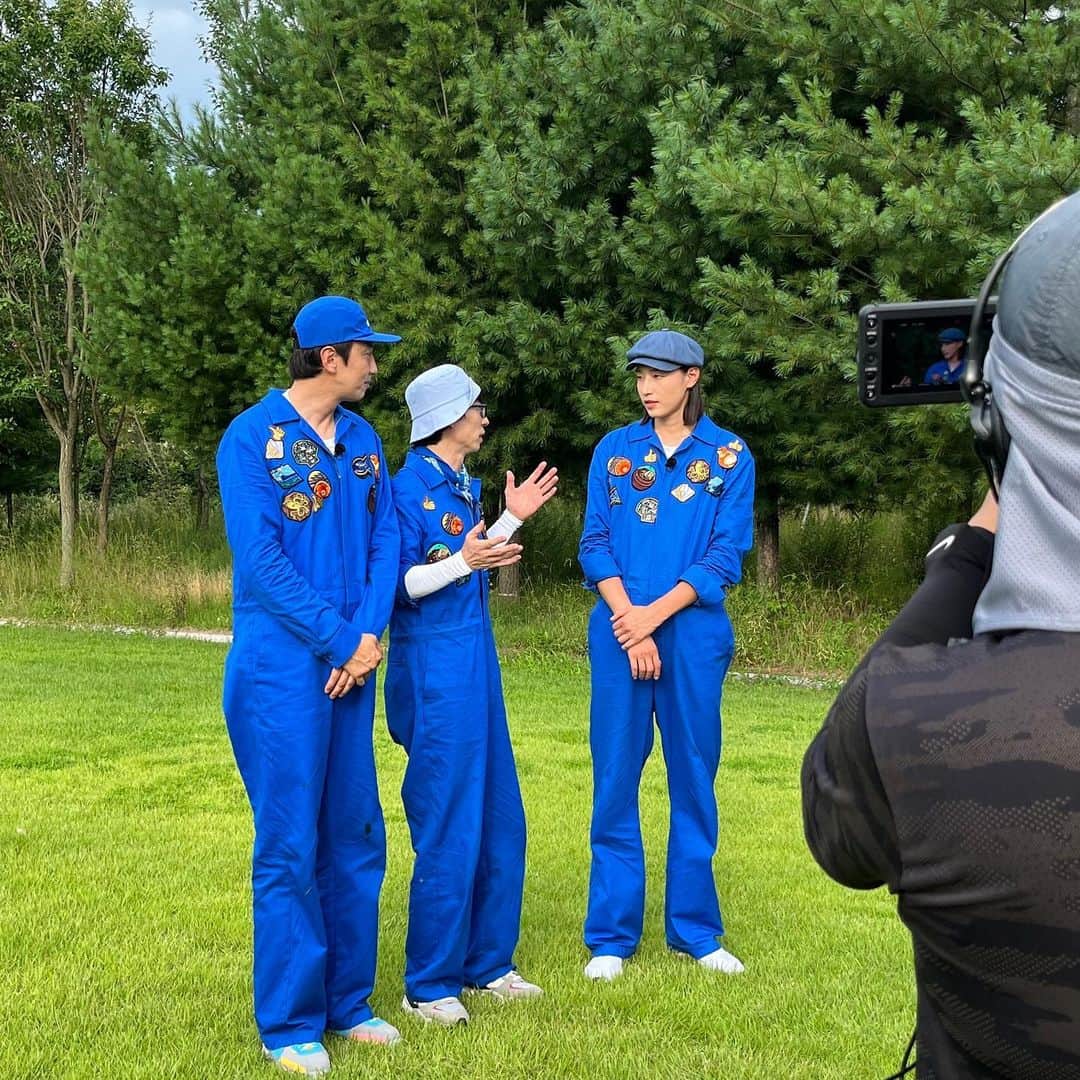 キム・ヨンギョンさんのインスタグラム写真 - (キム・ヨンギョンInstagram)「Behind the scene #netflix #koreanumber1」12月18日 0時44分 - kimyk10