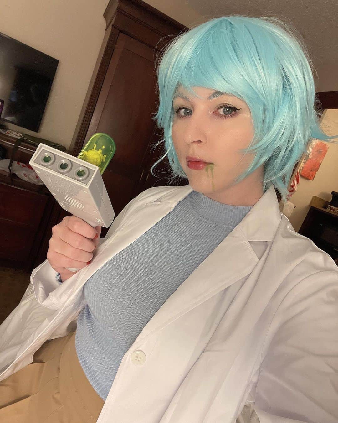ジューン・ラブジョイさんのインスタグラム写真 - (ジューン・ラブジョイInstagram)「Morty! *buuurrrp* Morty come  quick! I turned myself into a porn star, Morty! Rick Sanchez for Day 2 of  holidaymatsuri2022 holidaymatsuri @holidaymatsuri ricksanchez ...