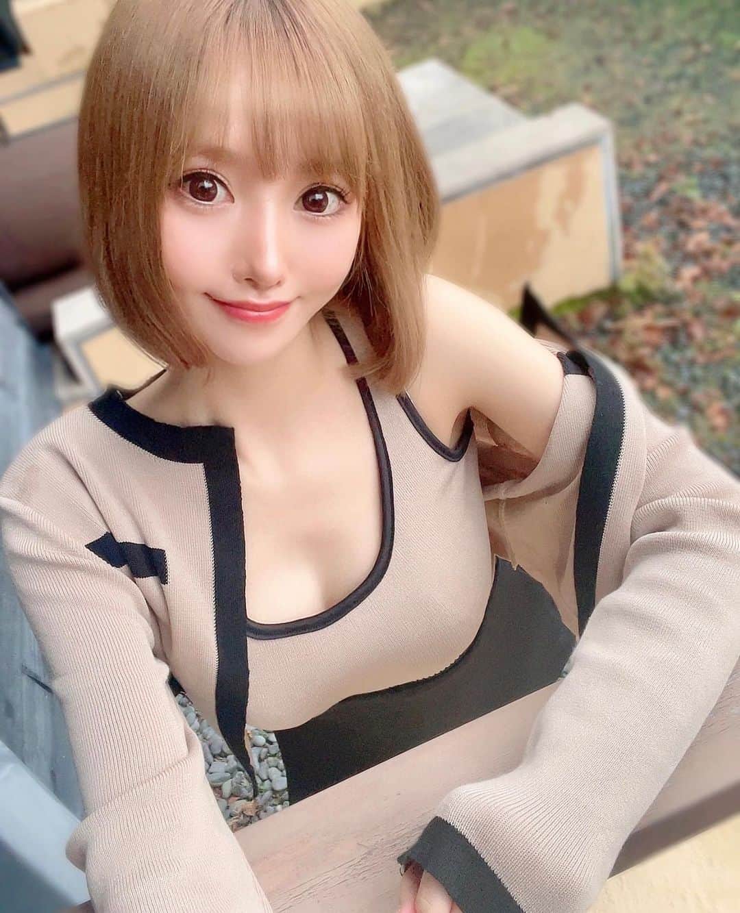 佐崎きさきのインスタグラム：「. おはよう♥️いい日曜日を過ごしてね♥️ . . .  #腹筋 #肌肉 #腹肌 #照片 #性感內衣  #性感睡衣 #減脂 #training #gym  #gymlife #gymmotivation #トレーニング #腹筋女子  #운동 #사진 #미용  #muscle  #abs  #fitness #fitnessgirl」