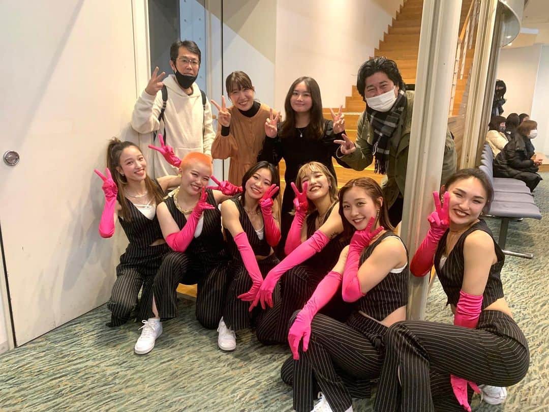 箭内夢菜のインスタグラム：「DANCE for PEACE 2022 見に行かせて頂きました！  イッテQダンス部でお世話になった woodpeckerの先生方 すっっごくかっこよかったです🥹✨✨ 瞬きがもったいなくてできませんでした👀 本当にお疲れ様でした*ﾟ  また会えて嬉しかった..🥰」