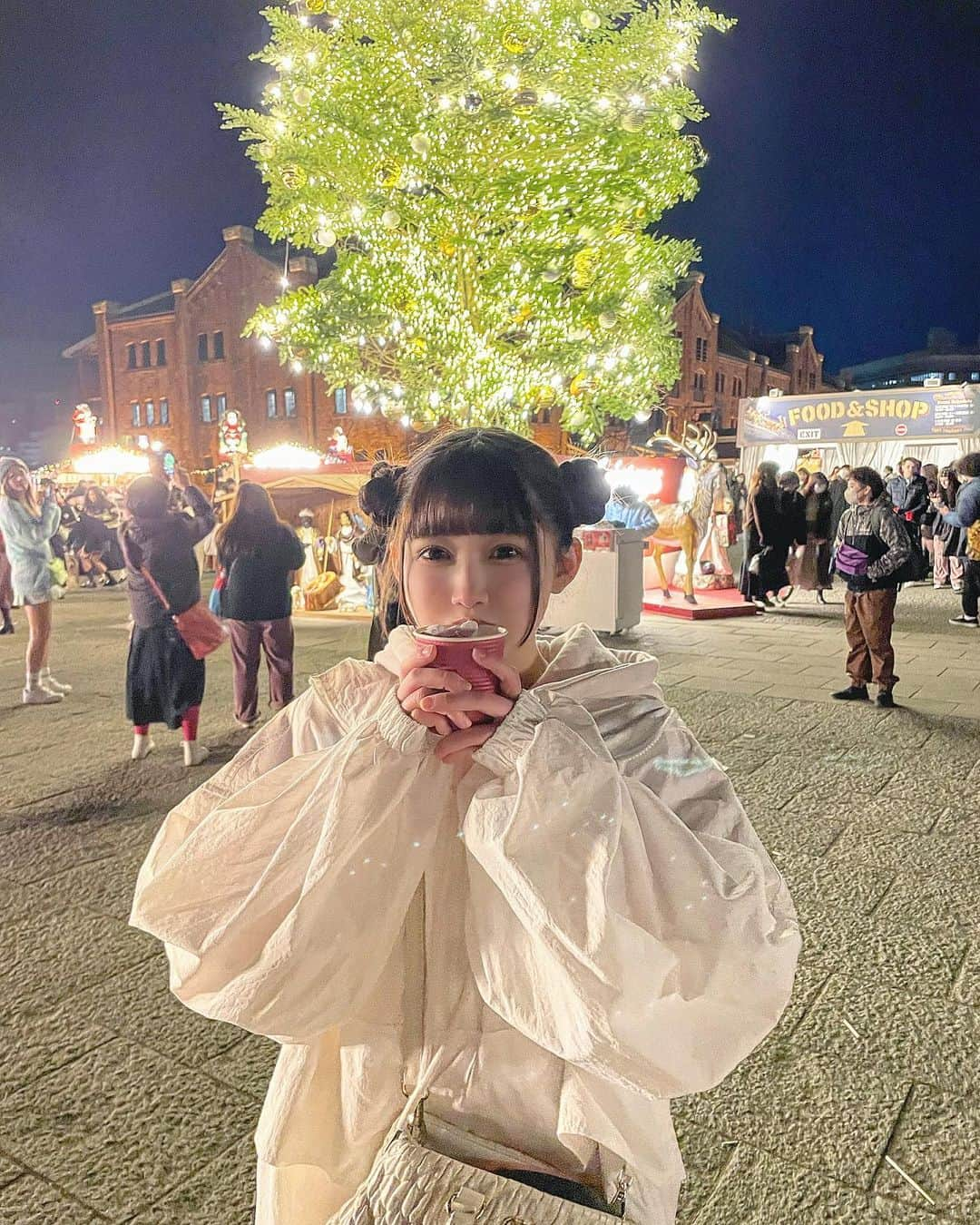 向日えなさんのインスタグラム写真 - (向日えなInstagram)「🎅🏻🎄🤍 ・ クリスマスマーケット🎵」12月18日 22時11分 - ilife_ena