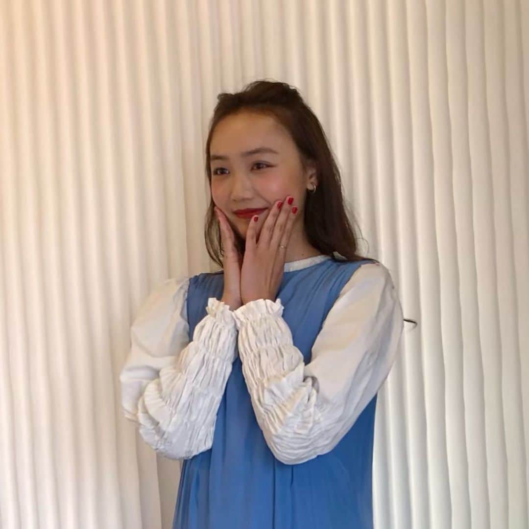 手島実優のインスタグラム：「@nontokyo_official 🪩💍🍷  #fashion  #fashionstyle  #ワンピースコーデ」