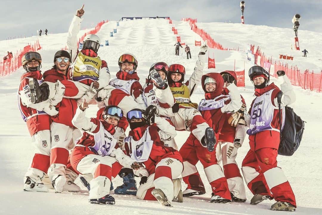 堀島行真のインスタグラム：「DM 1.  alpe*huez」