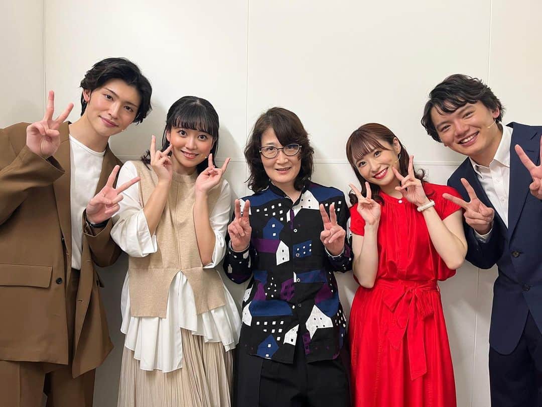 のインスタグラム：「#ミュージカル東京ラブストーリー 本日、海キャスト東京千秋楽公演でした！  ミュージカルという場、ずっと自信がないまま、大丈夫なんだろうか、と挫折しかける時も多かったです。 でも、一緒に舞台に立ってくれるキャストの皆さん、特に、年代が近い海キャストの3人に助けて貰い続けた稽古、本番期間でした。  ご来場頂いた皆様も、海キャストならではの東京ラブストーリーを感じて頂けたのかなと思います。  海キャストは12/24.25に大阪公演があります。 そちらもどうぞよろしくお願いします！」