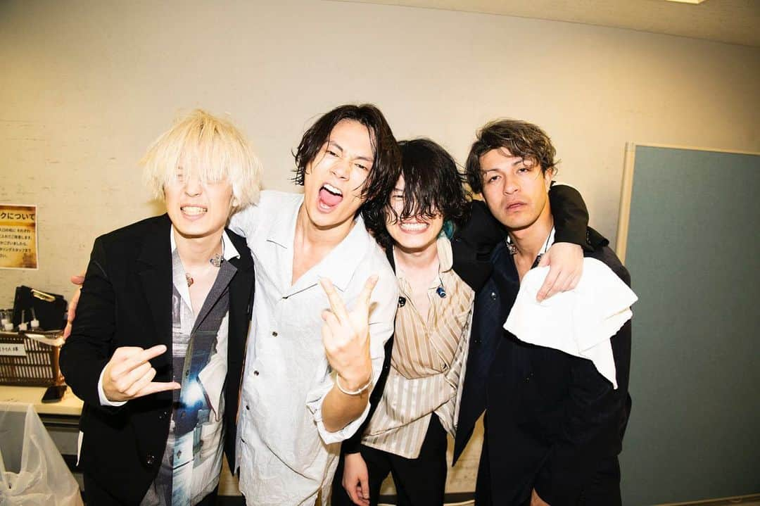 [ALEXANDROS]のインスタグラム