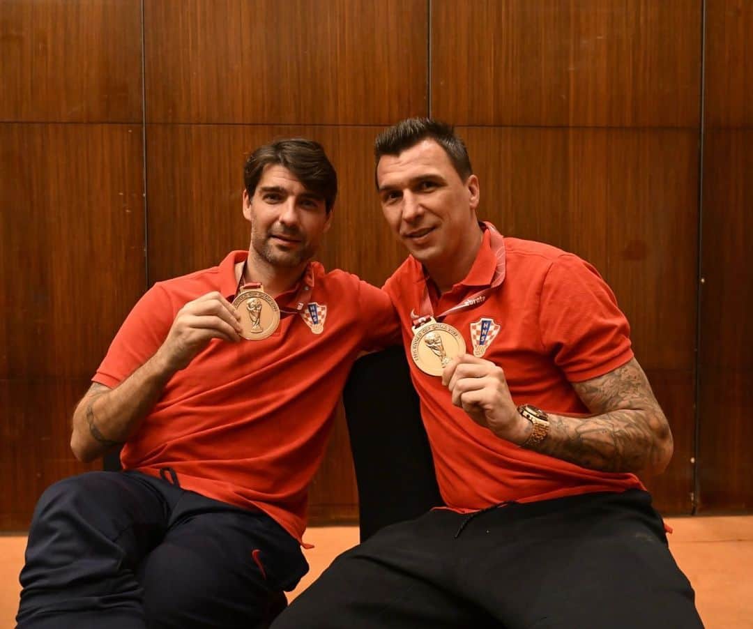 マリオ・マンジュキッチのインスタグラム：「Fali još samo zlato! 🥈🥉🇭🇷🔝 #Hrvatska #neverstop #stepbystep #mm17🌪」