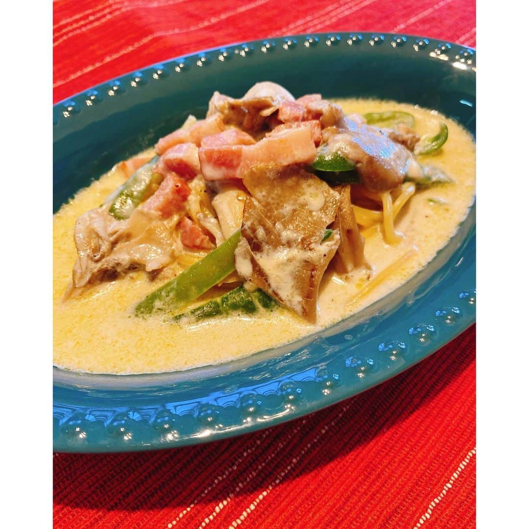 のインスタグラム：「🍽 きょうの“買いドキ”メニュー きのこを入れたスープパスタを 作ってみましたよ〜 ⁡ あすの朝はぐっと寒くなりそうです。 暖かくしてお出かけください。 私もカイロをたくさん貼って ソラよみ がんばります☺️ ⁡ ⁡ #ソラよみ #食べヨミ」