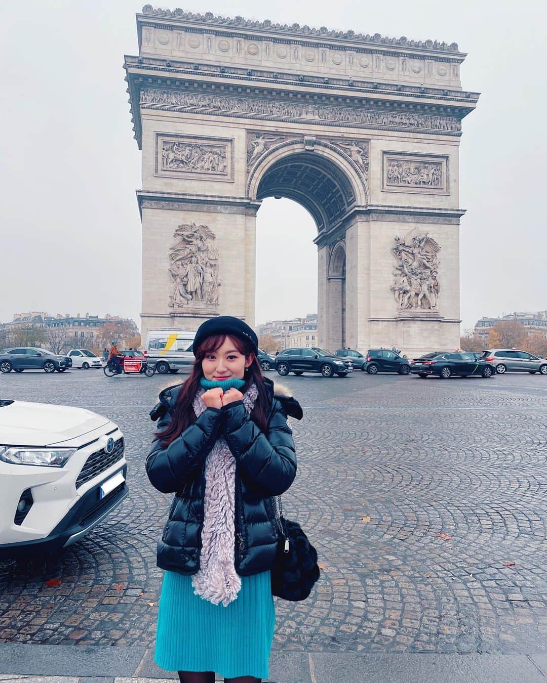 木原万莉子さんのインスタグラム写真 - (木原万莉子Instagram)「LOVE Paris 🇫🇷🫶🏻🥖  #paris#france#パリ#パリ旅行」12月19日 2時46分 - mariko94skater