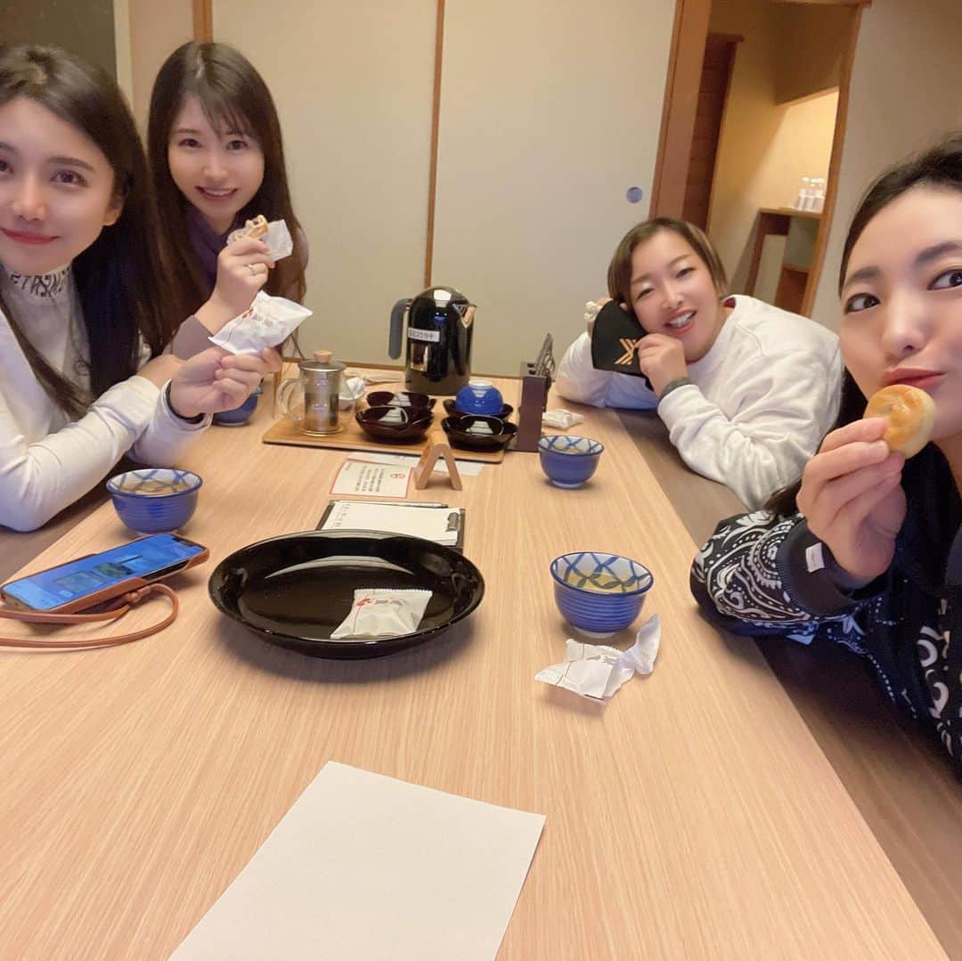 一条みすずさんのインスタグラム写真 - (一条みすずInstagram)「新潟にて。 お米が本当に美味しかった🥰 毎年日本JCに出向させていただき感謝🍀 今年JCを卒業する私は 最後にこのメンバーと過ごせて幸せでした☺️」12月19日 16時17分 - misuzu.ichijo