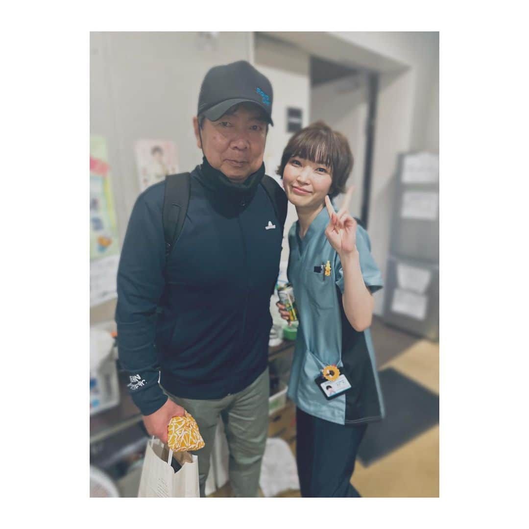 菅野莉央さんのインスタグラム写真 - (菅野莉央Instagram)「⁡ ⁡ 『#PICU 小児集中治療室』 いよいよ最終回です🥼🩺 ⁡ 平野監督率いるスタッフさんチームも PICUの先輩方も、南ちゃんも幼なじみズも あったかくて優しい方しかいなくて 笑って笑ってぬくぬくしていた4ヶ月でした。 必ずまた会いたいです。 ⁡ そして毎回ご視聴下さった皆様、 本当にありがとうございました🤍 ⁡ 忙しくてもしんどくても、ご飯はできるだけ美味しく食べてね！といつも河本は思っています。笑 ⁡ ではでは！最後まで見届けて下さい🦀」12月19日 17時21分 - rio_kanno.official