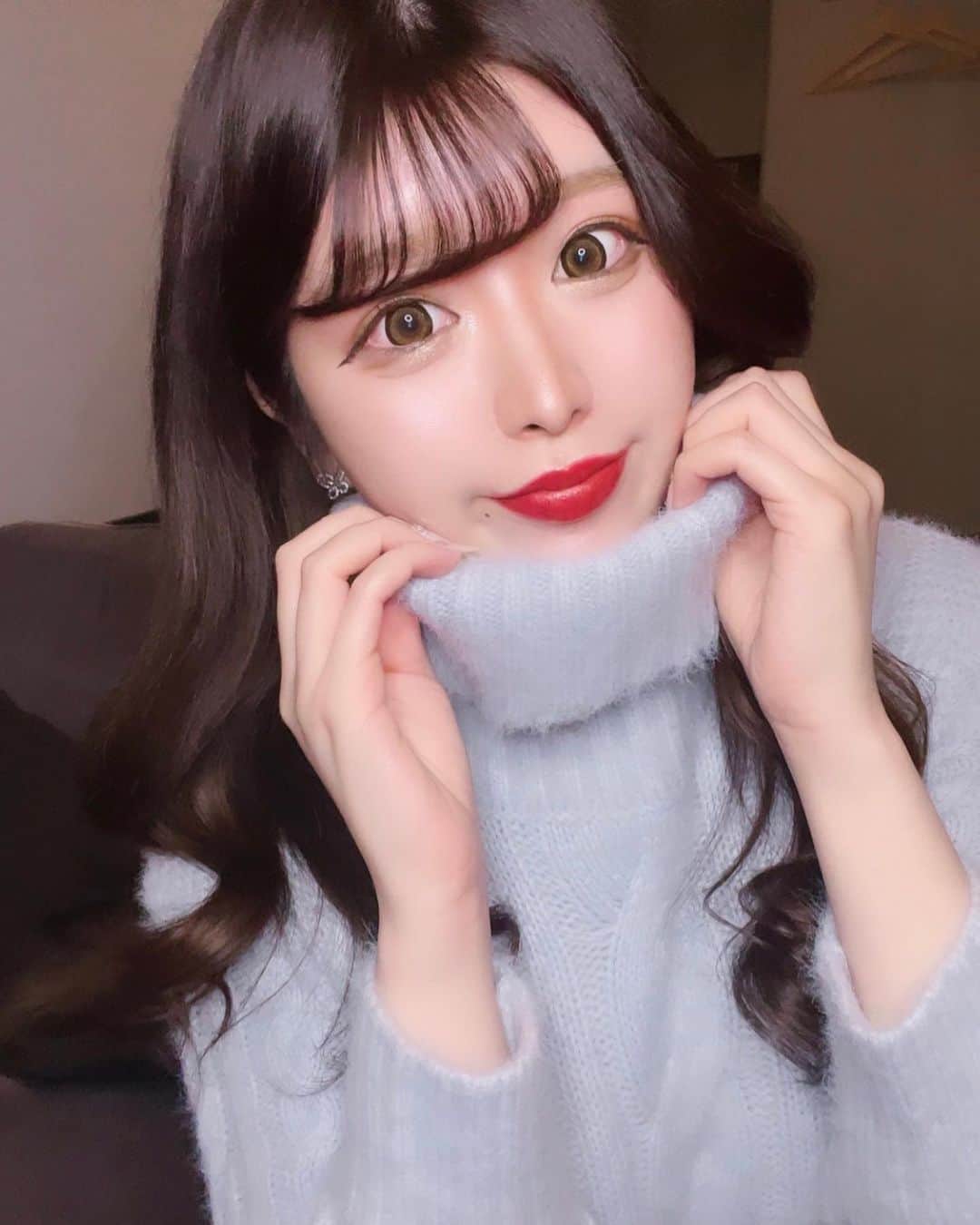 一条ラムのインスタグラム：「. . いきなり寒くなりすぎじゃない？🫣😮‍💨 今年も、もーオワだよ🥺🥺🥺泣 . #selfie #名古屋 #アラサー女子 #美容整形 #韓国 #follow」