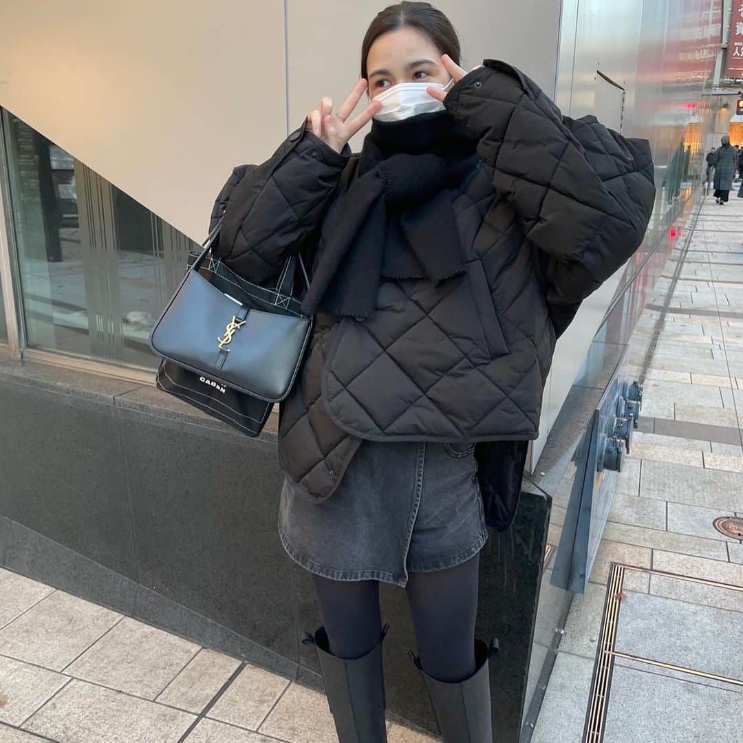 ケルク ハナのインスタグラム：「今年も無事誕生日を迎えました！ 朝からスラムダンク(2回目)見て アイススケートして 夜には皆がサプライズで来てくれた🥹❤️❤️❤️ そんな幸せな女の1日でした🫶 今年も一年最高記録更新できるよう精進します！」