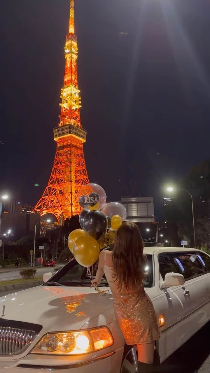  りさぶーのインスタグラム：「iPhoneの画質すごい😳✨思い出🗼 #ここは真冬の日本です笑」