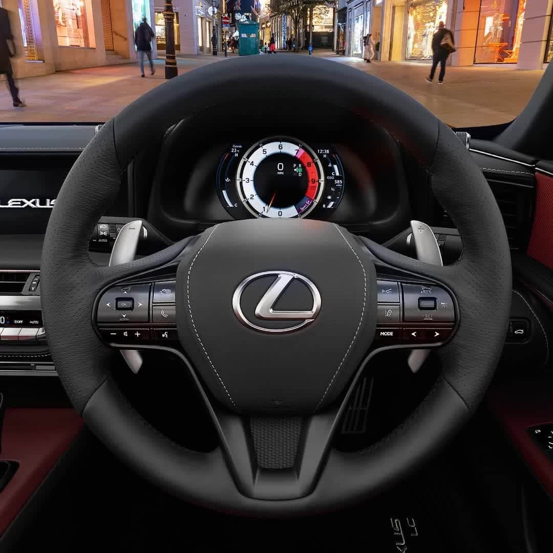 Lexus UKのインスタグラム