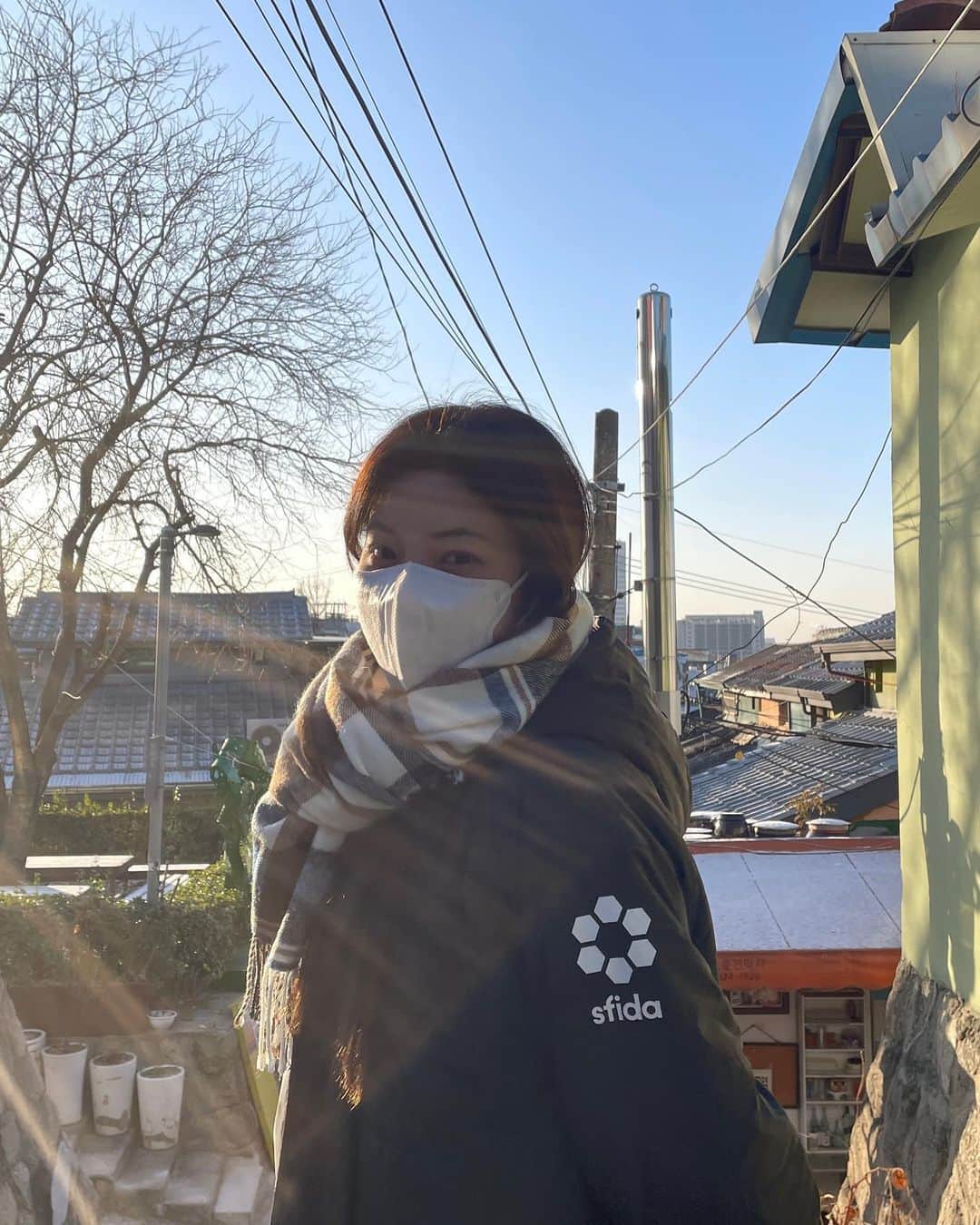 大熊李さんのインスタグラム写真 - (大熊李Instagram)「・ ・ ・ ・ 寒さも韓国思い出だ〜❄️🤍 #his_kansai #01 #韓国」12月19日 20時58分 - sumomo_bear6