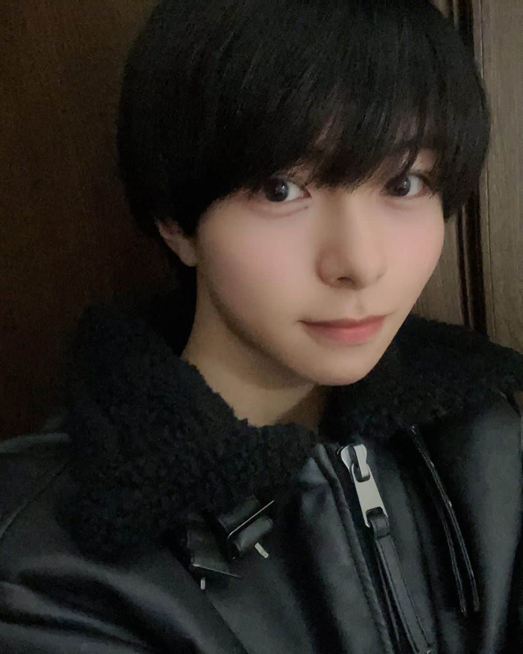 松本仁のインスタグラム：「投稿頻度低くてもフォローし続けてくれてありがとう☺︎  もうちょっと待っててください🙌🏻」
