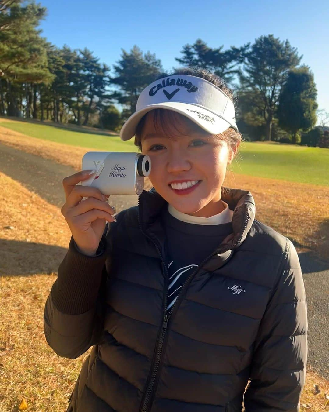 廣田真優のインスタグラム：「ボイスキャディ　Voice caddie TL1 @hisai_sports  新しい距離測定器 ありがとうございますっ🤔💗  距離も正確で、とっても見やすくて本当に使いやすい👀！  ネーム入りもかわいいい😉💙  オススメです🤞  #ゴルフ#golf #ひさいスポーツ #距離測定器」