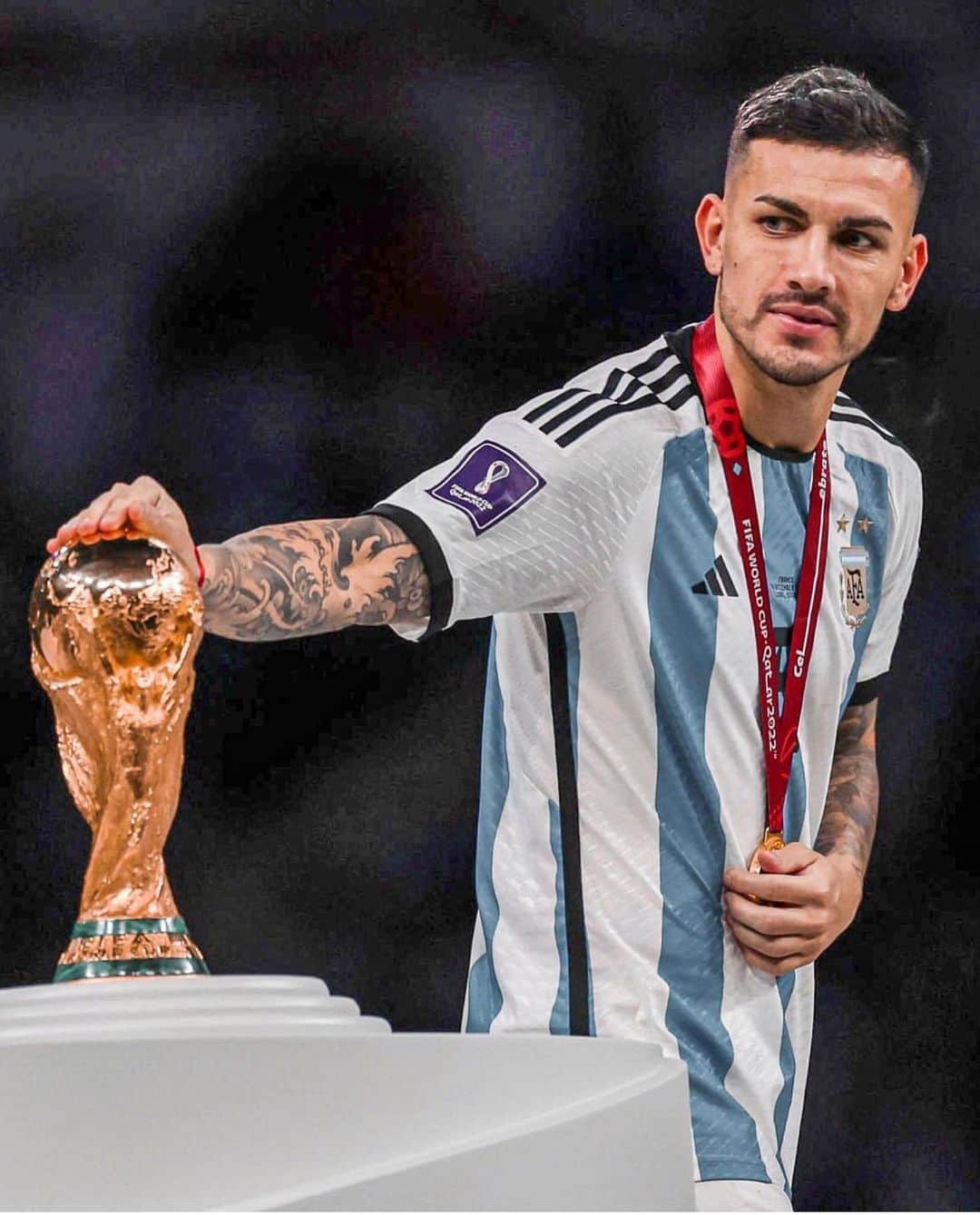 のインスタグラム：「Los sueños se hacen realidad💙👏🏽🙏🏽🇦🇷」