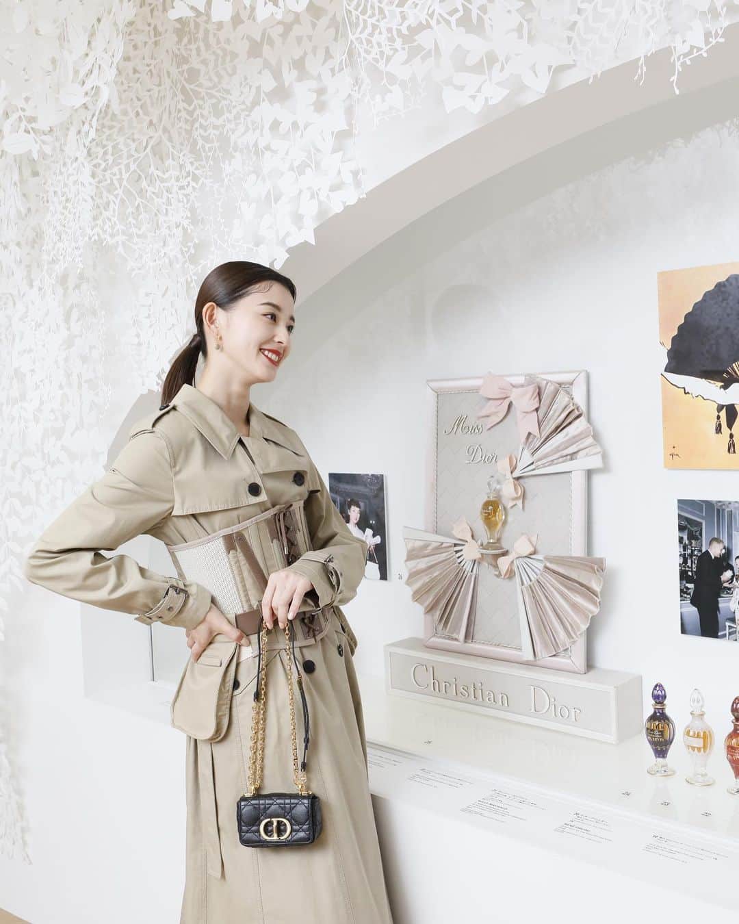 のインスタグラム：「. . 「クリスチャン・ディオール、 夢のクチュリエ」展が東京都現代美術館♥️ . . 圧巻だったなー💓 今でもワクワクしてる気持ちが おさまりません🥺 . 期間は2022年12月21日から 2023年5月28日まで開催されています。 . . @dior @diorbeauty #DiorDesignerOfDreams #ミスディオール #ジャドール」