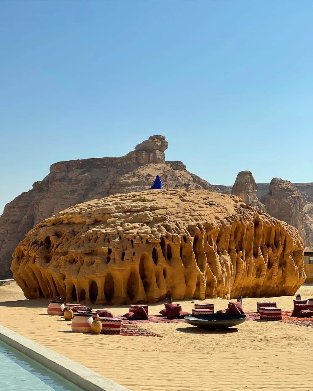 アリッサ・ヴァイオレットさんのインスタグラム写真 - (アリッサ・ヴァイオレットInstagram)「i can confirm, there is indeed life on mars」12月20日 8時13分 - alissaviolet
