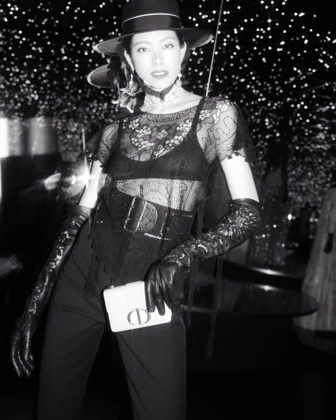 森星のインスタグラム：「Christian Dior "DESIGNER OF  DREAMS" exhibition in Japan. @dior   「クリスチャン・ディオール、夢のクチュリエ」展が東京都現代美術館で開幕 #DiorDesignerOfDreams」