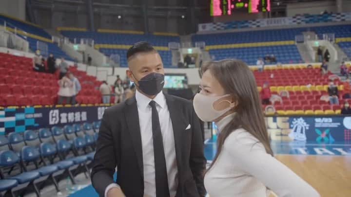 宮河マヤのインスタグラム：「🌹🌹🌹    Nice to meet you @blackielovelife   #taiwan #台湾旅行 #basketball」