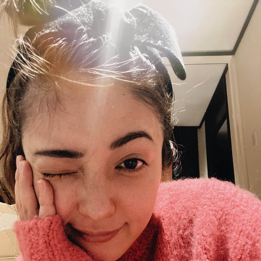 平山あやのインスタグラム：「明けましておめでとうございます🎍 お正月は皆さまゆっくり過ごせましたか？ 私は、おせちやお餅を食べてゆっくり過ごしました🙇‍♀️  今年もよろしく♡  #お正月 #あけましておめでとうございます  #2023」