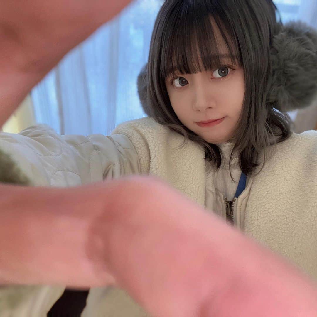 伏木結晶乃さんのインスタグラム写真 - (伏木結晶乃Instagram)「お正月は楽しいことばっかりだったけど何か騒がしかった。 また大忙しの日々だけど頑張っていきましょう🫡❤️‍🔥早く皆さんに新年の挨拶もしたいな。 今年は雪見れたよ。  #selfie #follow  #idol #idolater  #2023」1月4日 20時04分 - yukinofushiki_