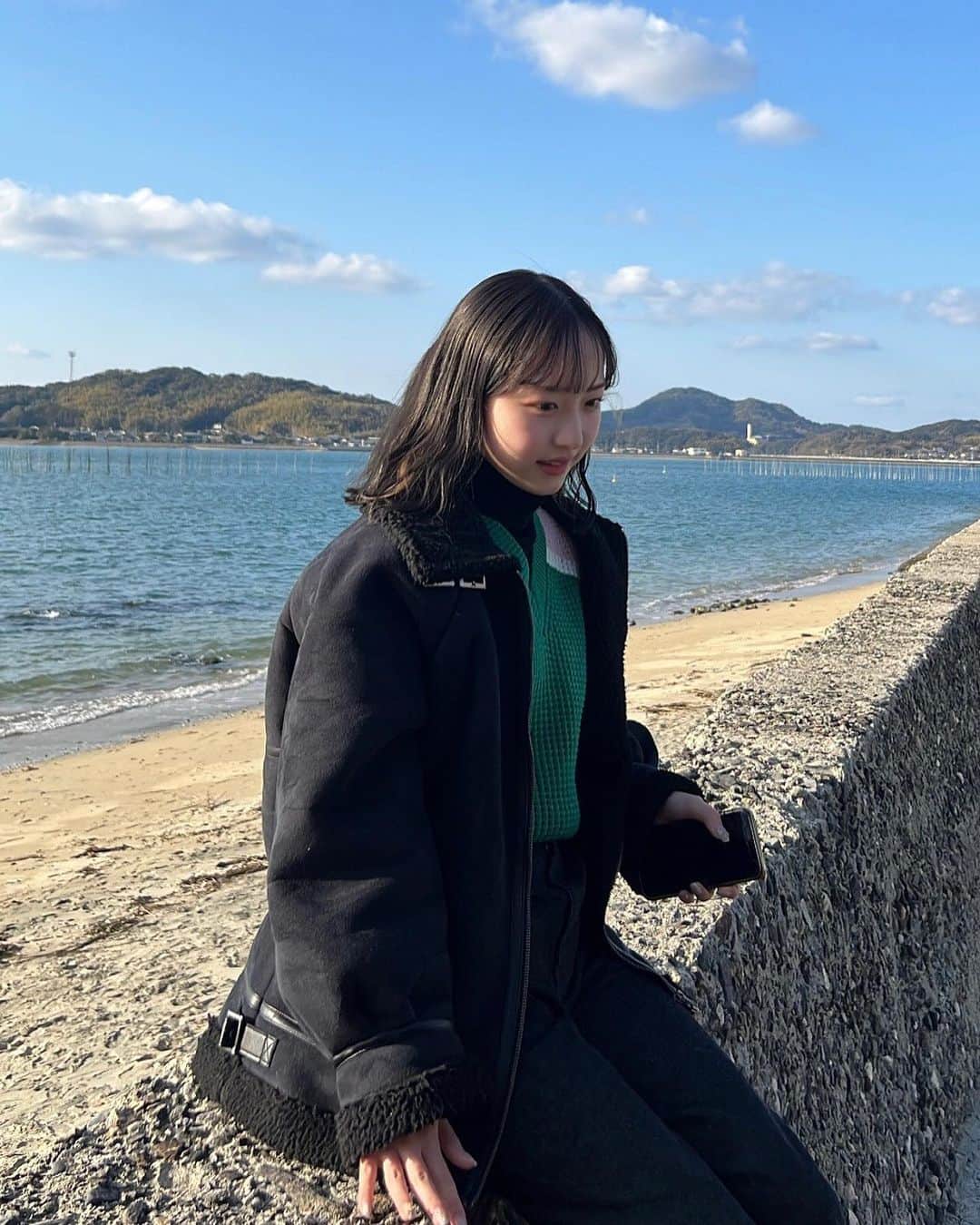 内田珠鈴のインスタグラム：「糸島行ってきた✨🌊 海綺麗だし海鮮美味しすぎた🤤」