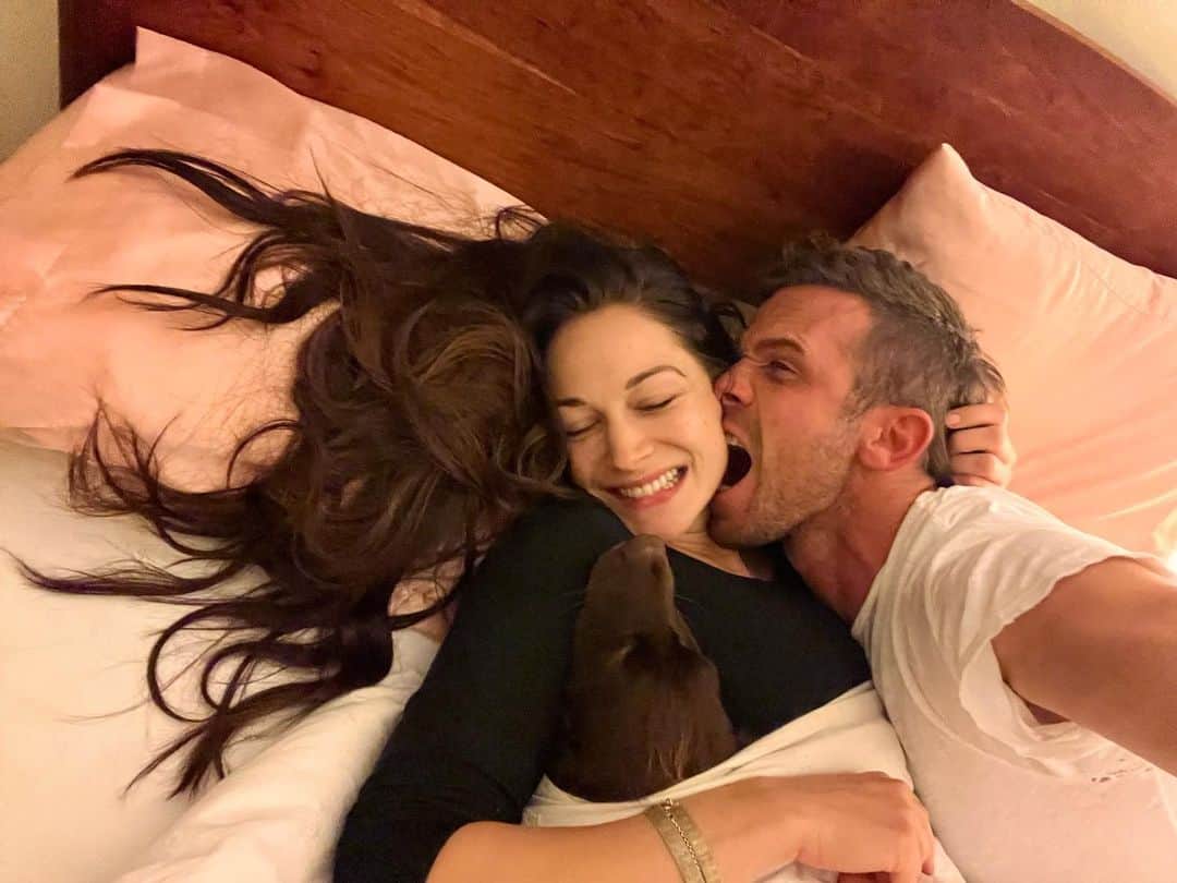 キャム・ギガンデットのインスタグラム：「She’s mine… Muthafucka’s!!! 🫠」