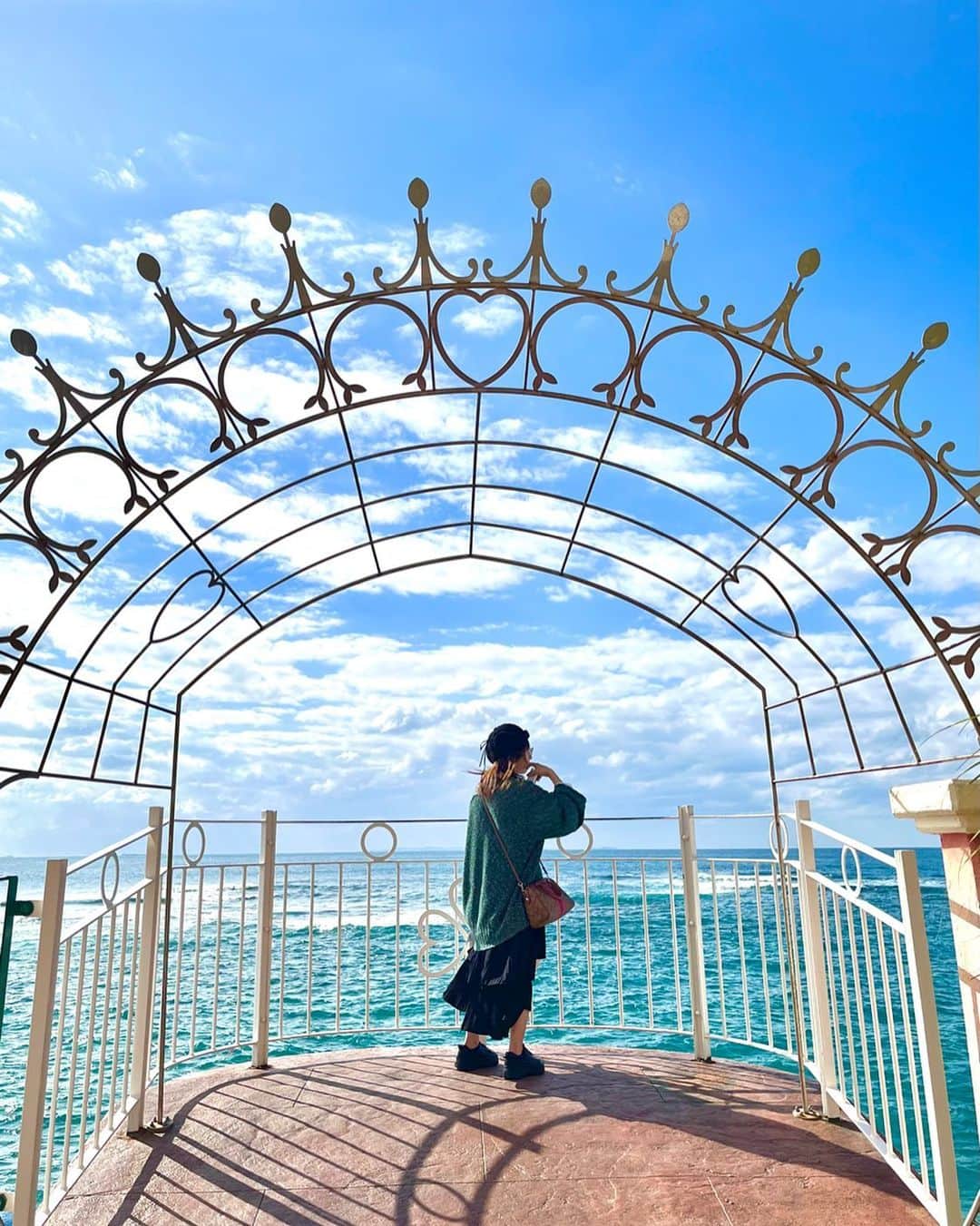 村田寛奈のインスタグラム：「沖縄の思い出  海が綺麗すぎた  #沖縄#アメリカンビレッジ#americanvillage#海#最高」