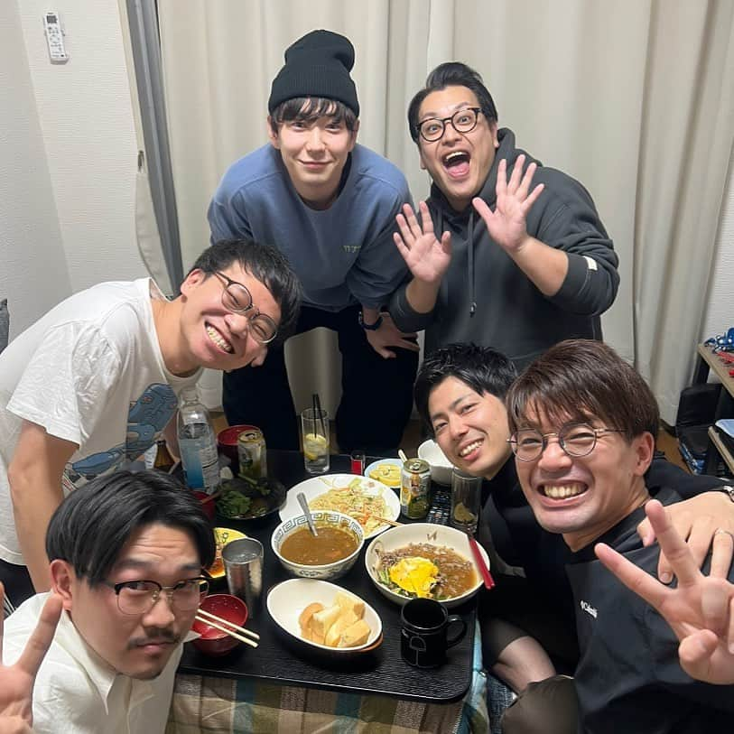 岡下雅典さんのインスタグラム写真 - (岡下雅典Instagram)「忘年会。岡ちゃんのフルコース料理炸裂。 最高の夜だったよ。ズッ友だよ。」12月21日 13時43分 - consuta_okasita