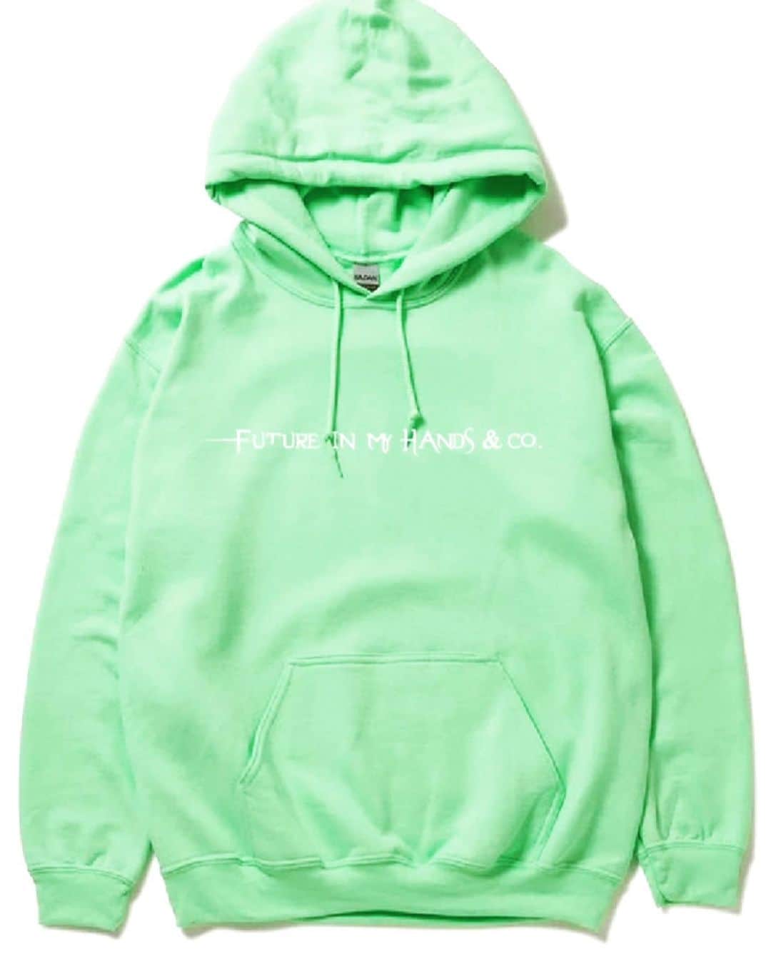 のインスタグラム：「。 。 『FUTURE IN MY HANDS』 PULL OVER HOODIE mintgreen  購入は↓ プロフィールのリンクへ！ それか @cuorejapan  検索の所で『YUTA』と入力！  #山崎裕太  #ふぁっしょん」