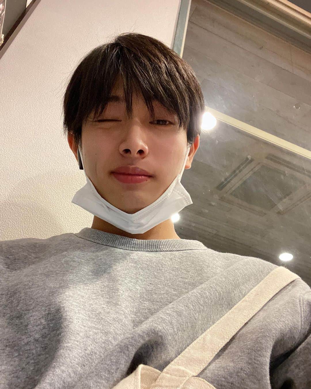 内田禅さんのインスタグラム写真 - (内田禅Instagram)「今から自動車学校頑張ります！(ง •̀_•́)ง」12月21日 17時54分 - zen_753