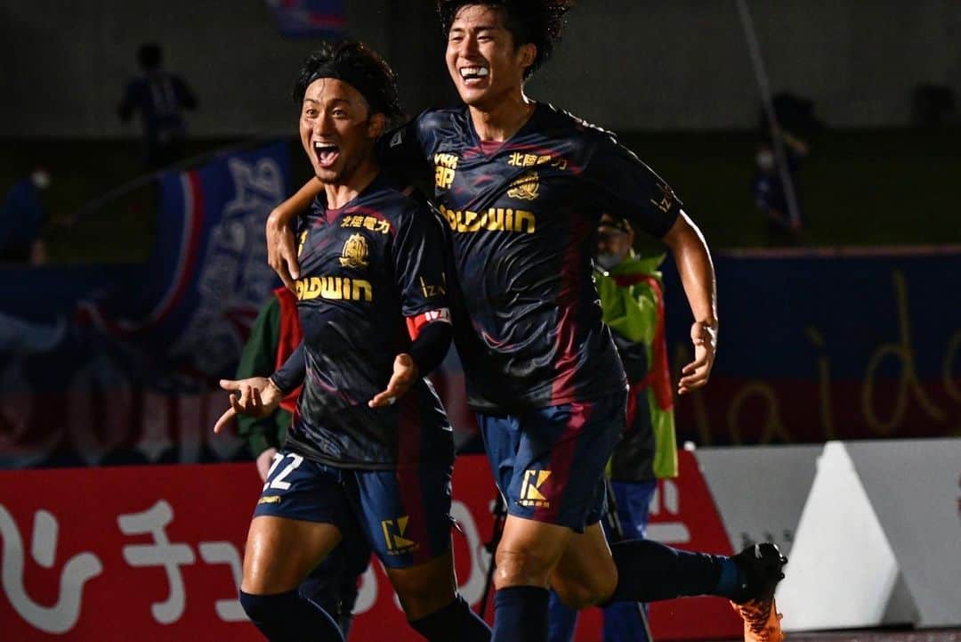 椎名伸志のインスタグラム：「来シーズンもカターレ富山でプレーさせていただくことになりました。自分自身の成長とチームへの貢献、目標達成のために全力を尽くします。9年目となるカターレ富山でのシーズンにおいて、自分自身が与えられた役割と責任を果たすことでチームとして次のステージに進みたいと強く思います。日々成長するカターレ富山と共に歩んでくださるサポーターの皆様と一緒に多くの喜びを分かち合いたいと思います。全力で駆け抜けましょう。  #カターレ富山」