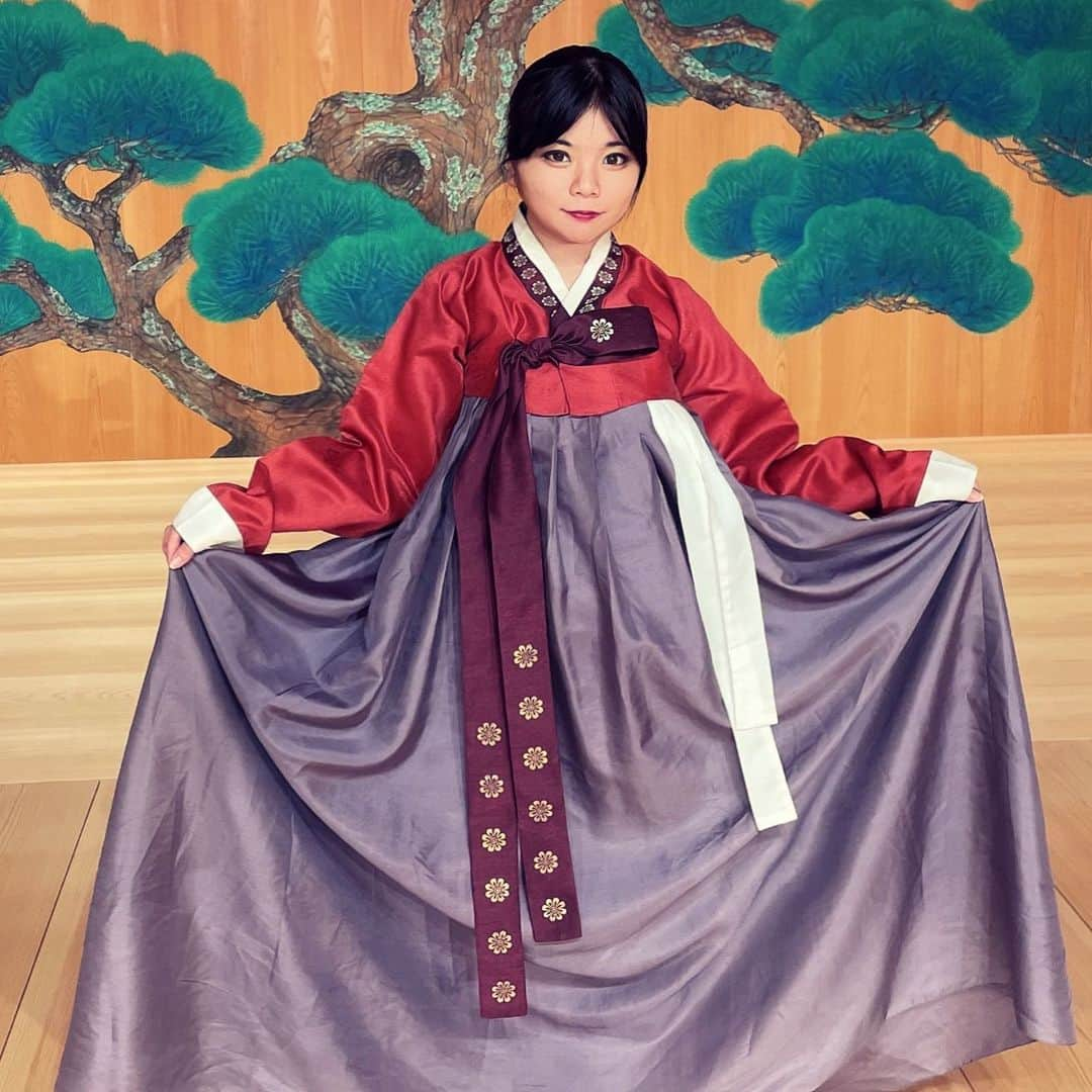 兼田玲菜さんのインスタグラム写真 - (兼田玲菜Instagram)「舞台「朝鮮通信使」  #🇰🇷 #🇯🇵 #能 #舞台 #韓国 #時代劇 #舞踊 #芝居 #岡山県 #tenjin9 #stage #performance  #japan #play #story #Korea #무대　#일본　#배우　#연극　#전통　#옷　#여배우　#춤　#チマチョゴリ」12月21日 18時55分 - renakaneta4_samurai