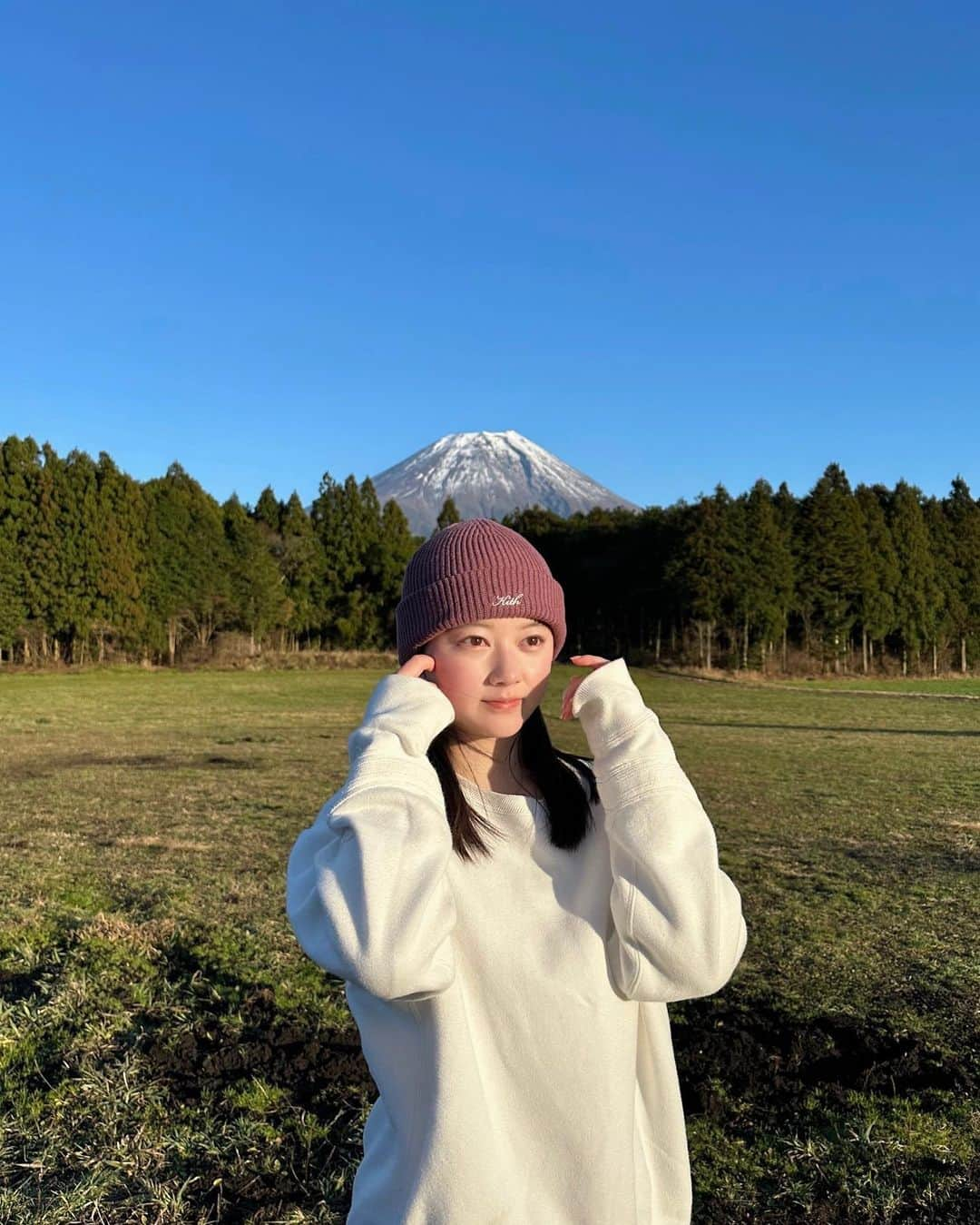 越後はる香さんのインスタグラム写真 - (越後はる香Instagram)「富士山と 夜空が綺麗でした🗻🌌 #富士山 #キャンプ #キャンプ部 #冬キャンプ #ハートランド朝霧」12月21日 20時07分 - harukaechigo