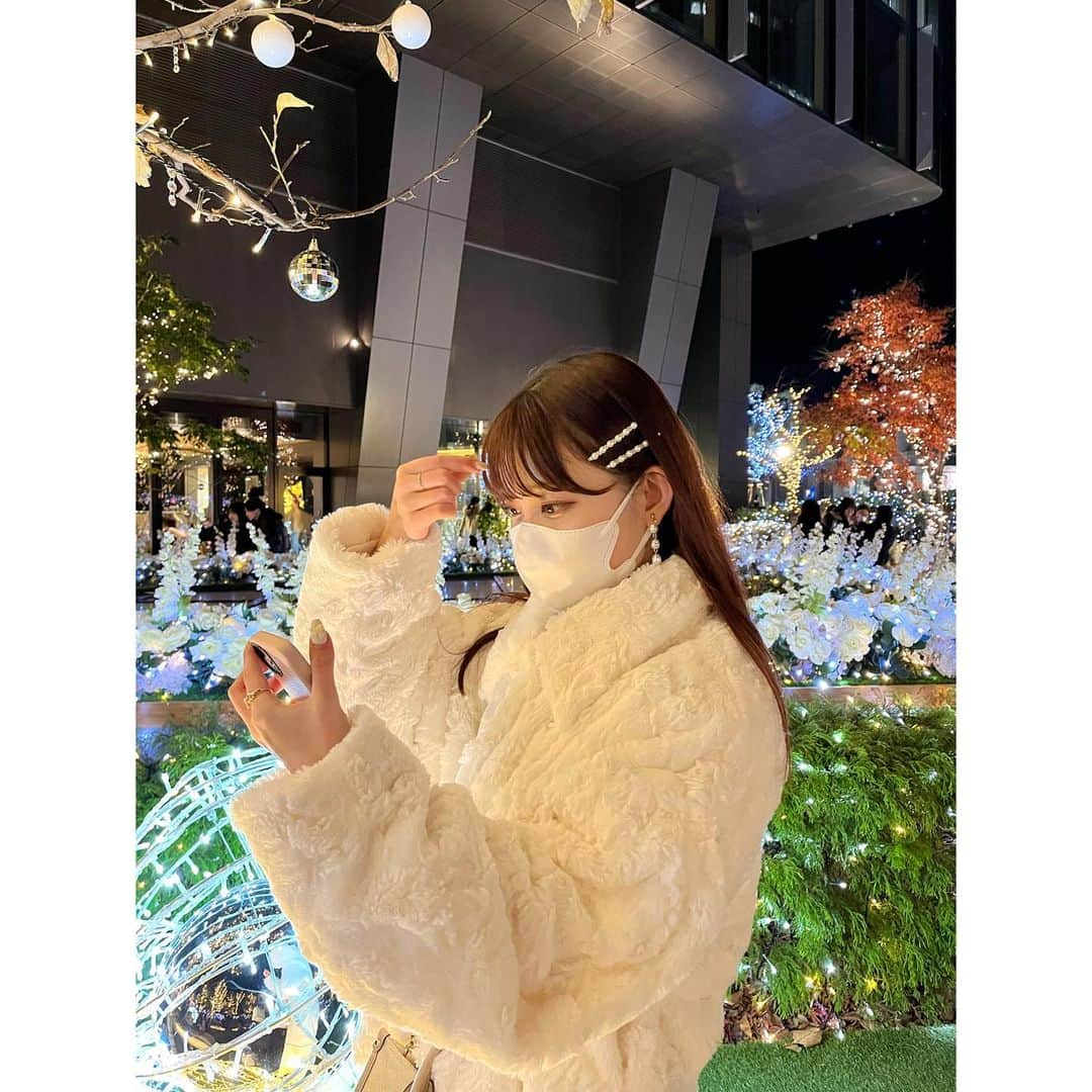 木﨑千聖さんのインスタグラム写真 - (木﨑千聖Instagram)「. ⁡ イルミネーション 🧸🎄.* ⁡ クリスマスシーズンは街がキラキラしてて とってもかわいい ♡  すき！🪄 ⁡ ⁡ #イルミネーション #クリスマス  #クリスマスマーケット #大名古屋ビルヂング  #大名古屋ビルヂングスカイガーデン  #christmas #instagood #japanesegirl」12月21日 22時09分 - chii_nyan02