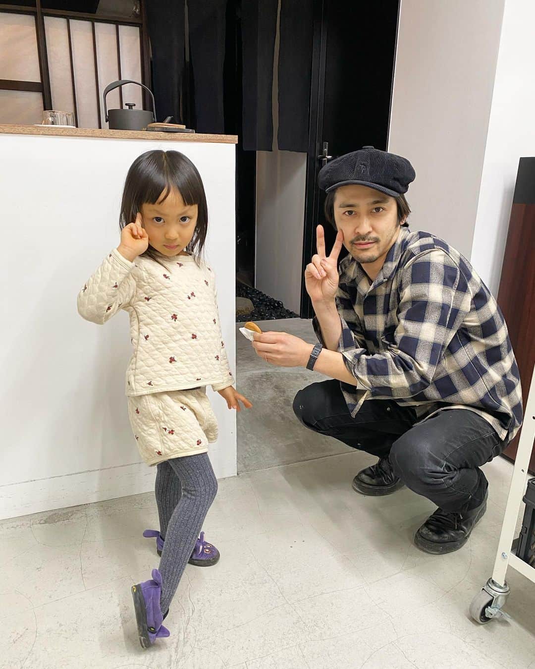 千壽公久のインスタグラム：「今年も親子共々お世話になりやした✌️」