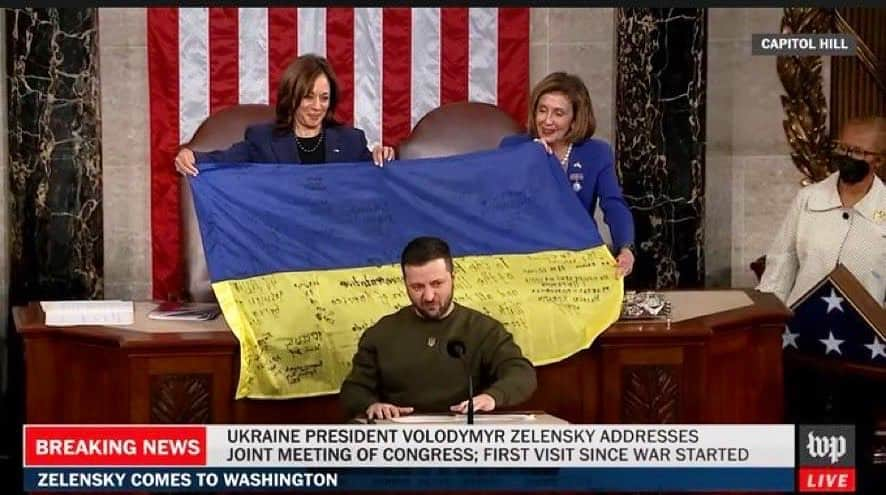 スコット・ケリーのインスタグラム：「Powerful speech from President Zelenskyy to a joint session of Congress. Same guy I met several weeks ago. A charismatic and confident leader. Everything Putin is not. #standwithukraine」