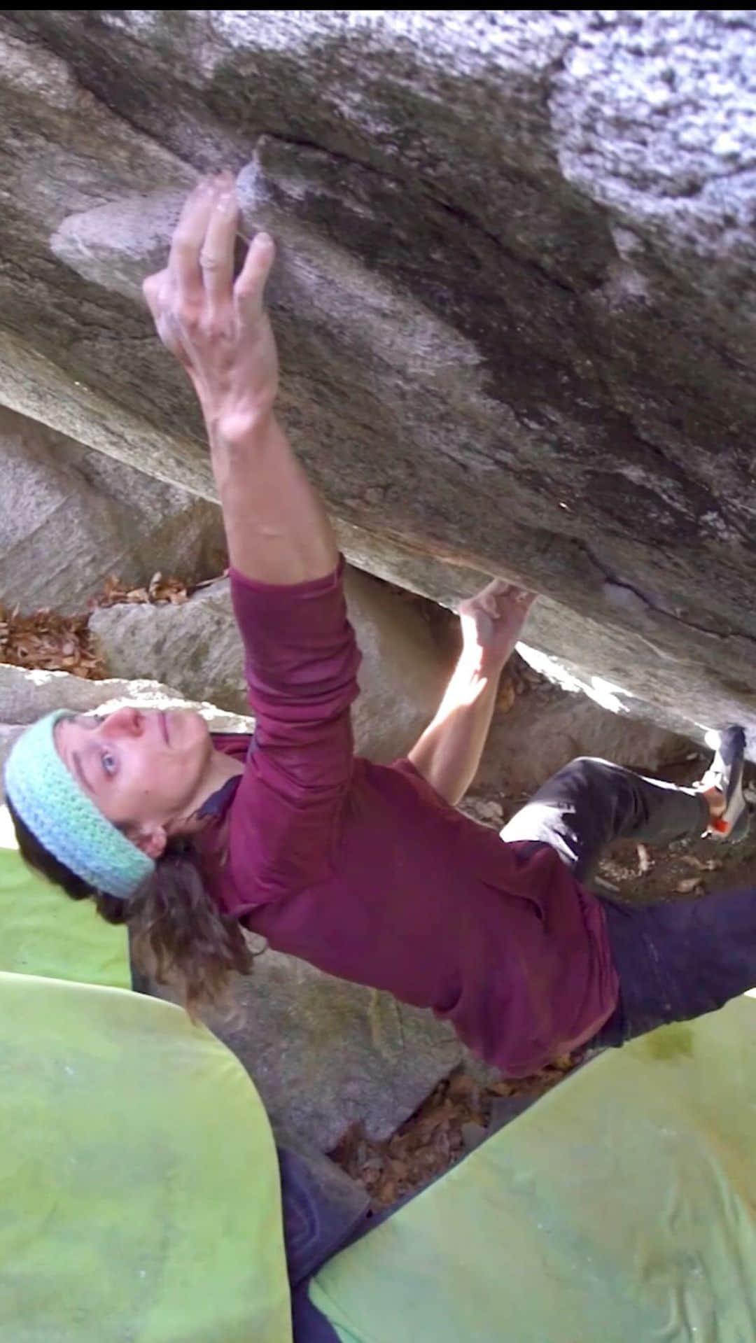 メリッサ・ル・ネーヴェのインスタグラム：「What about a challenge in “Hannibal lecter” 7b+ #cresciano ?  I walked pass this classic line, stopped by and wondered : “what about a flash attempt !? 🤔😬” Warmed up on the hang board, brushed the holds and imagined the moves. Few minutes later found myself sitting in the starting position. What do you tell yourself at this moment ? NOTHING except one quick allez and a deep breath ! Feeling, flow, movement one after the other… and the fighting spirit ! 😆 that’s the magie of climbing, right ?!  Tho felt more like 7b to me.  🎥 @ju_nadiras   @adidasterrex @fiveten_official @arkose.climbing @team_edelrid @deuter  #adidas #climbing #climbing_videos_of_instagram #klettern #ticino #ticinoturismo #edelrid #nothingisimpossible #liveelevated #grimper #girlpower #outdoors #outdoor #climbingrocks #rockclimbing」