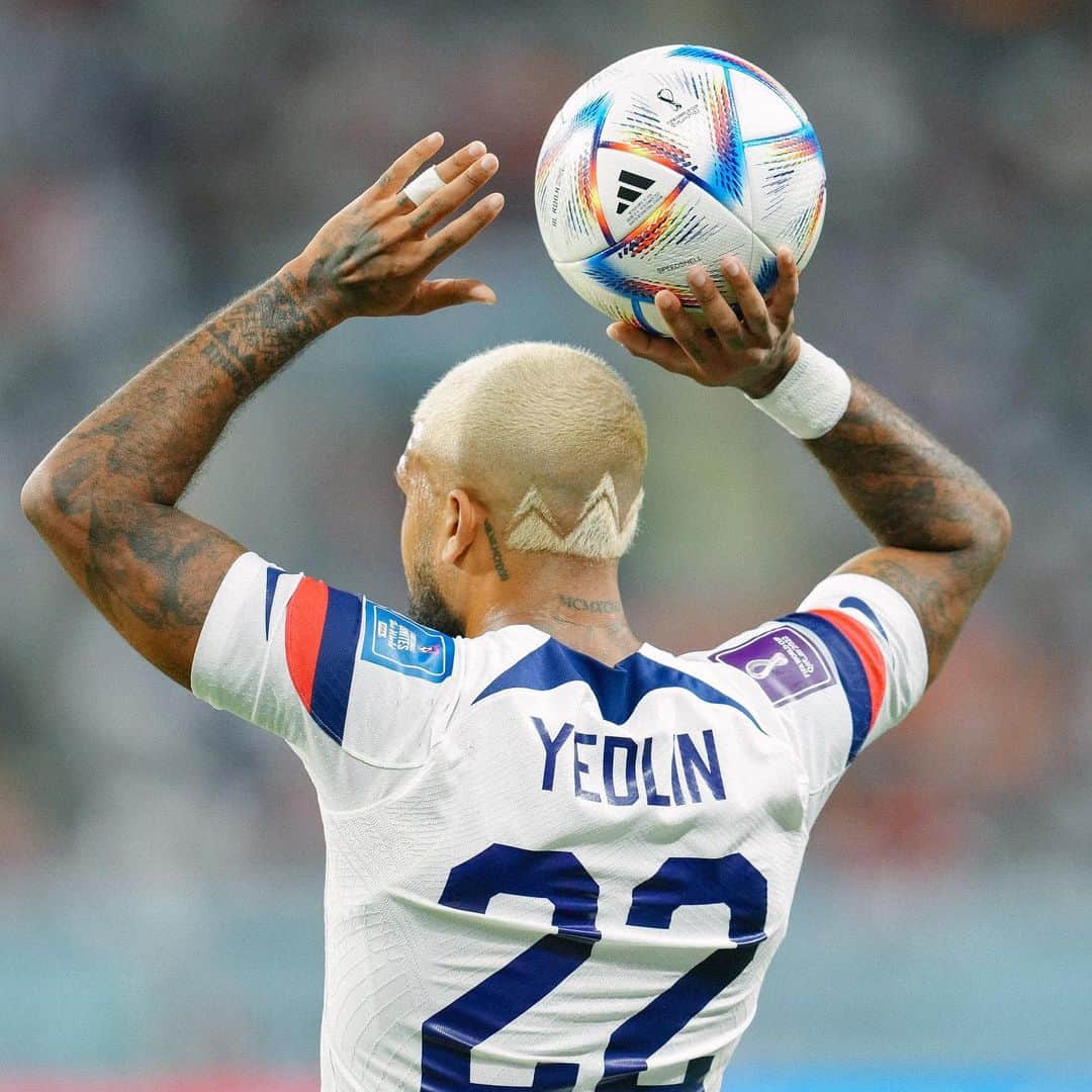 デアンドレ・イェドリンのインスタグラム：「2️⃣2️⃣ - DeAndre Yedlin  World Cup No. 2 in the books.」
