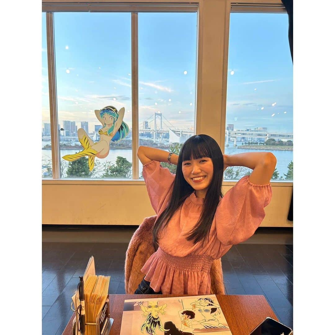 秋乃ゆにさんのインスタグラム写真 - (秋乃ゆにInstagram)「だっちゃ。 うる星やつらカフェ行ってきた。わーい！ラムちゃんかわいい～楽しい～！ 🤟🏻💫🤟🏻 #うる星やつら #うる星やつらカフェ #ノイタミナ #ラムちゃん #コラボカフェ」12月22日 19時50分 - yuniakino