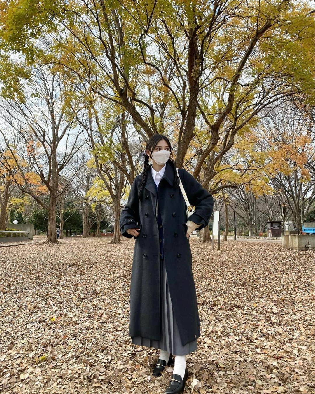 吉井美優のインスタグラム：「🤳🏻🌬🍂」