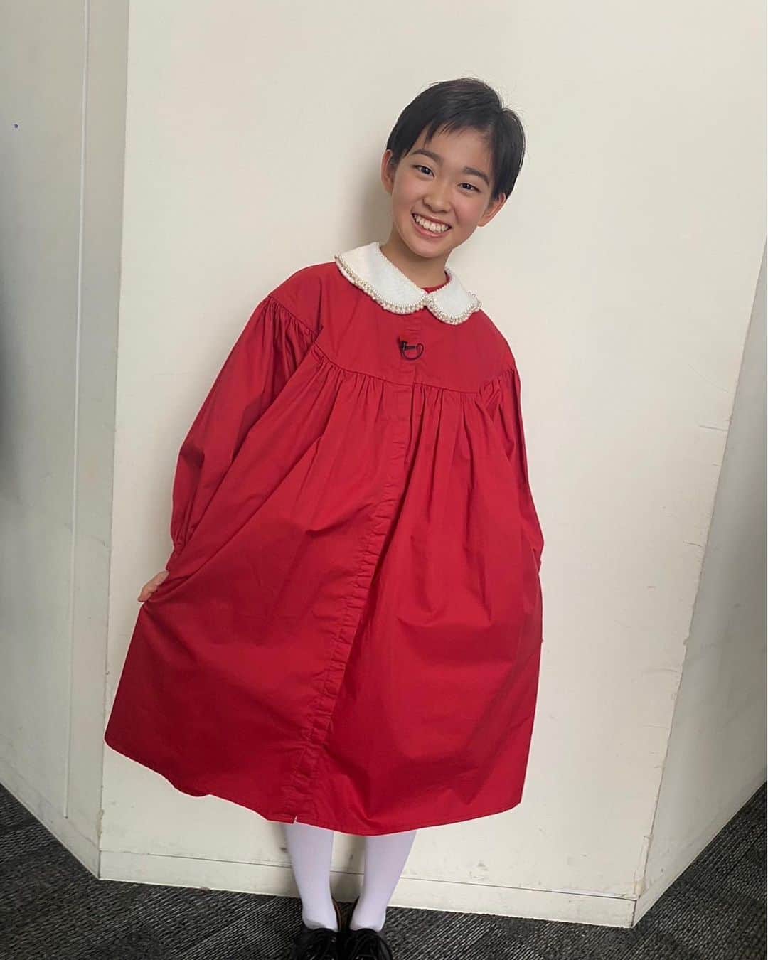 村山輝星のインスタグラム：「📣 このあと放送！  先程は、「バゲット」ご視聴ありがとうございました🥖  続いては、日本テレビ「ヒルナンデス！」に出演させて頂きます！  よろしくお願い致します！🌼  #村山輝星 #劇団東俳 #Tプロジェクト #子役 #出演情報 #ヒルナンデス！ #きらり電波ジャック」