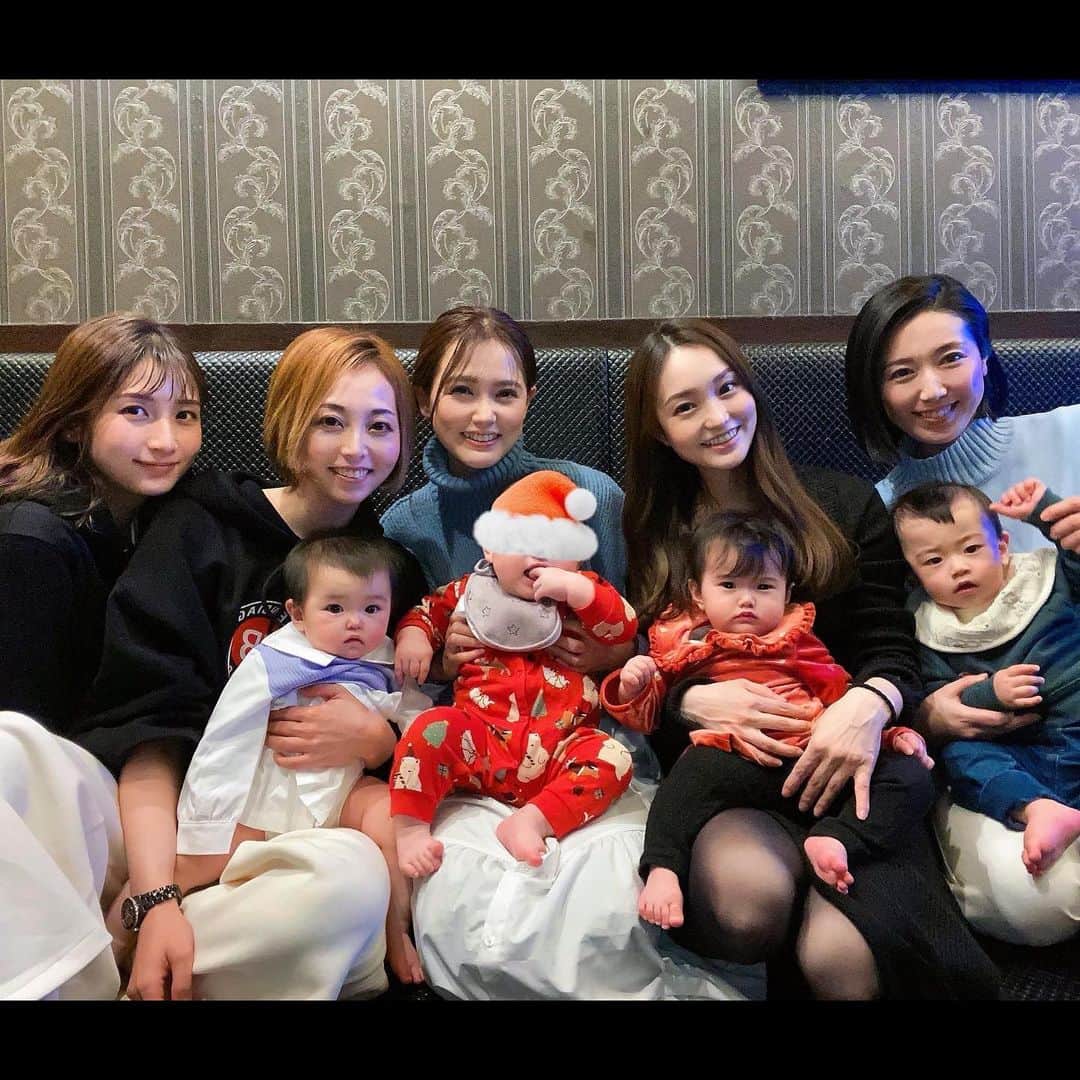 水谷望愛のインスタグラム：「🐣 ♥️ ♥️ ♥️ ようやくできたりんごちゃんとのママ会🍼 出産予定日が近くて仲良くなったの🤰 りんごちゃんのお友達にも会えて嬉しかったー🫶  サーキットでみんなのこと綺麗だなーって見ていた頃が懐かしいなぁ😂 こんな形で会えるなんて思わなかった！笑  そしてベビちゃんずはみんなぴよぴよしてて可愛かった🐣💕」