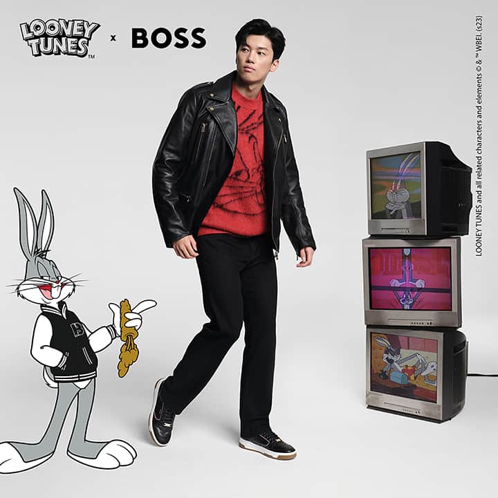 ルーニー・テューンズ公式のインスタグラム：「⭐Looney Tunes x BOSS　コラボアイテムが日本上陸⭐  兎年にちなんで、ルーニー・テューンズの人気キャラクターBugs Bunny（バッグス・バニー）とLola Bunny（ローラ・バニー）が、 ドイツ発のファッションブランド「ボス（BOSS）」とコラボレーション🎉  着心地の良いニットからクラシックカジュアル、そしてスポーティなアイテムなどを展開✨赤、黒、ゴールドのラッキーカラーを基調にしながら、BOSSならではのシルエットとキャラクターのモチーフ、鮮やかなパターン、楽しいキャッチフレーズを組み合わせています！  Looney Tunes x BOSSのカプセルコレクションで、兎年を祝いましょう🐰💕 国内ではBOSSの路面店とBOSS公式オンラインストアで販売中です💫 #LooneyTunesxBOSS #LunarNewYear @boss 　#ルーニーテューンズ #バッグスバニー」