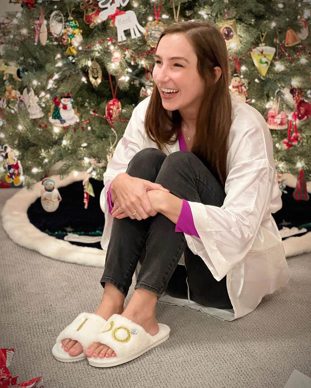 ブレンダン・ロビンソンさんのインスタグラム写真 - (ブレンダン・ロビンソンInstagram)「We had an early #Christmas celebration just for @hpugz before she goes back to the East Coast for the #holidays!  Merry Ho Ho! 🎅🏻🎁🎄」12月23日 4時13分 - brendanrobinson